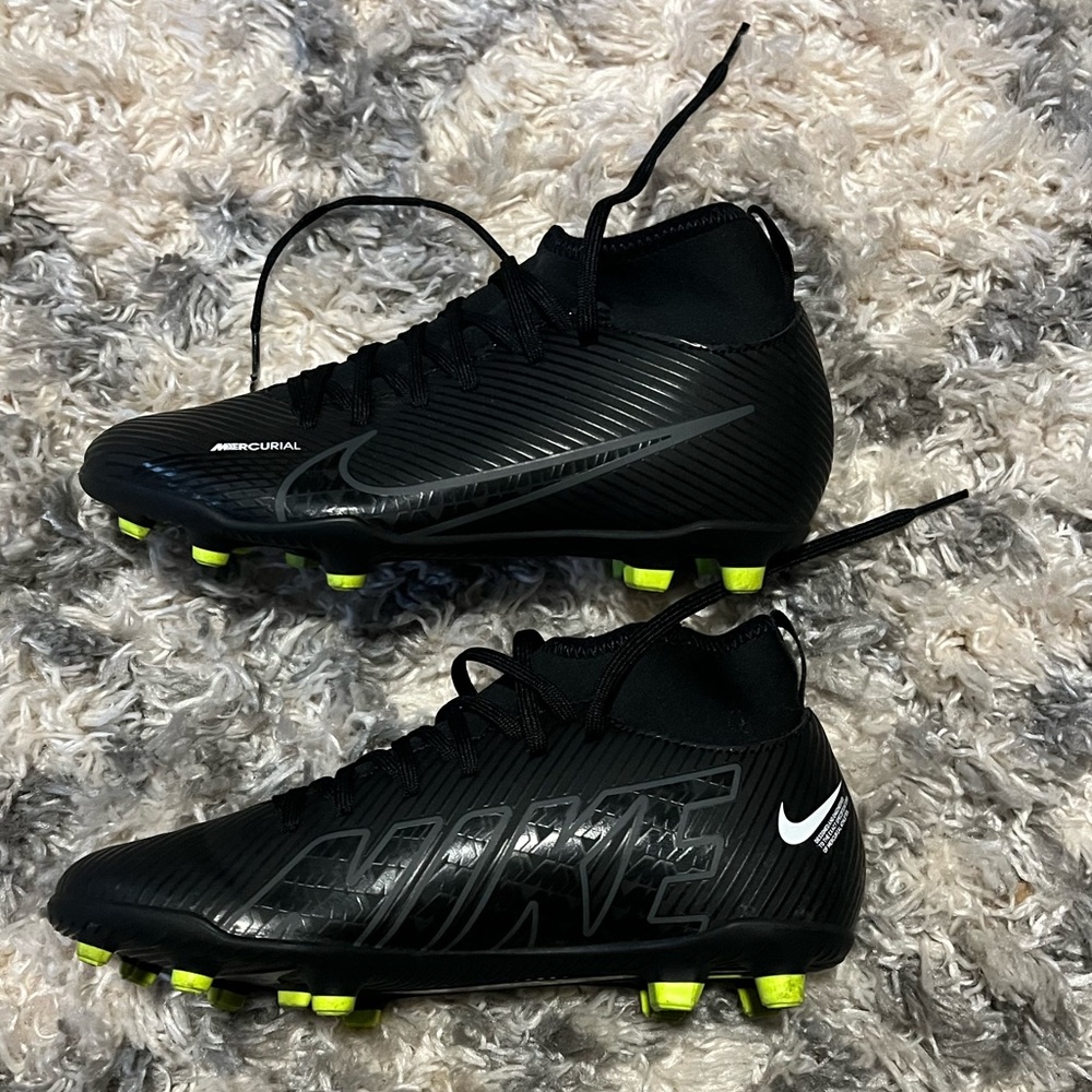 Nike Mercurial soccer cleats, size 4.5Y